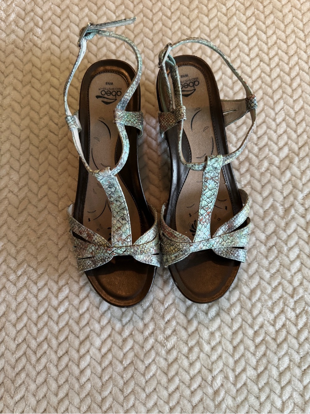 Abeo Metallic Snake-Print T-Strap Sandals in Light Aqua Size 8
